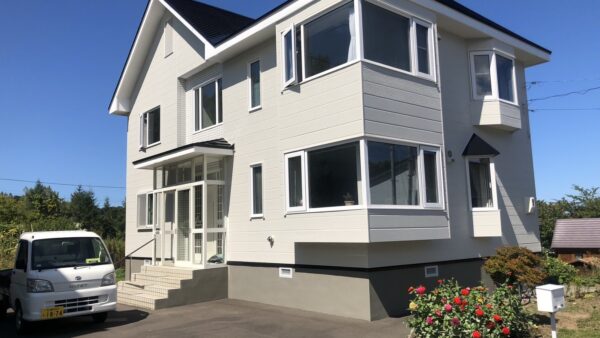 小樽市の戸建て外壁塗装の作業事例